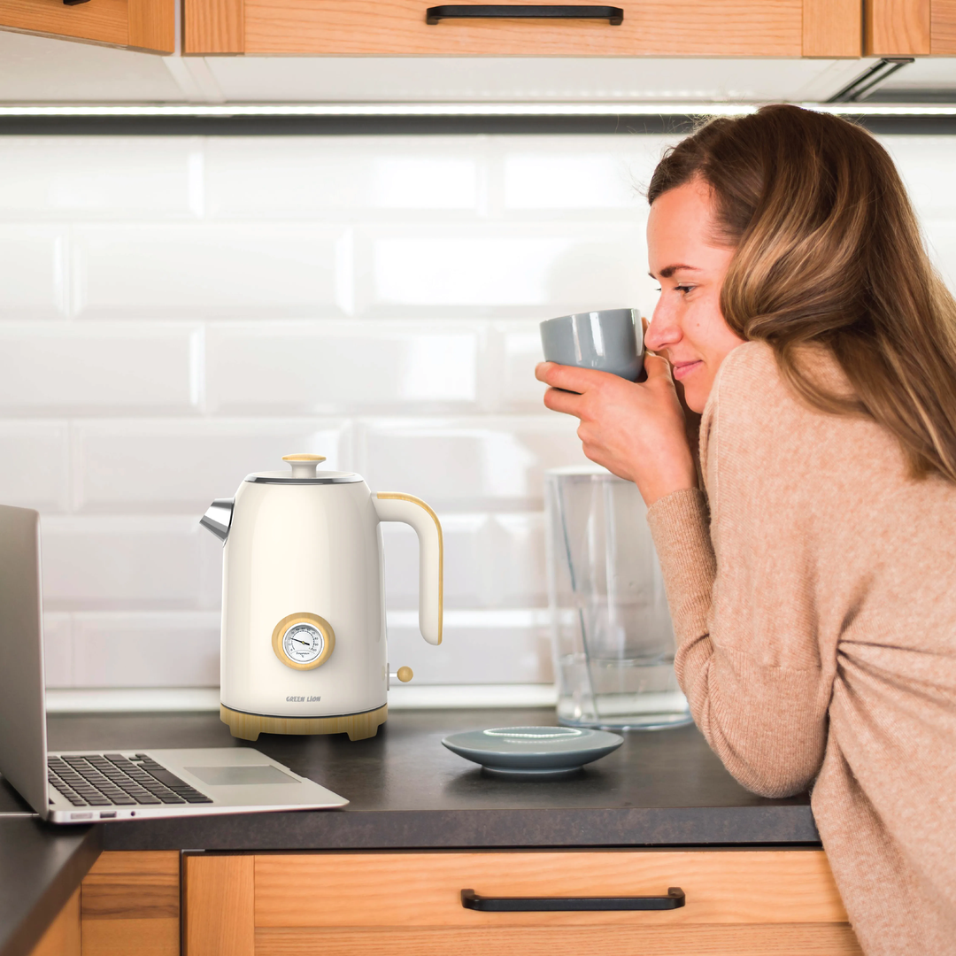Green Lion Classic Kettle - Beige - Image 4